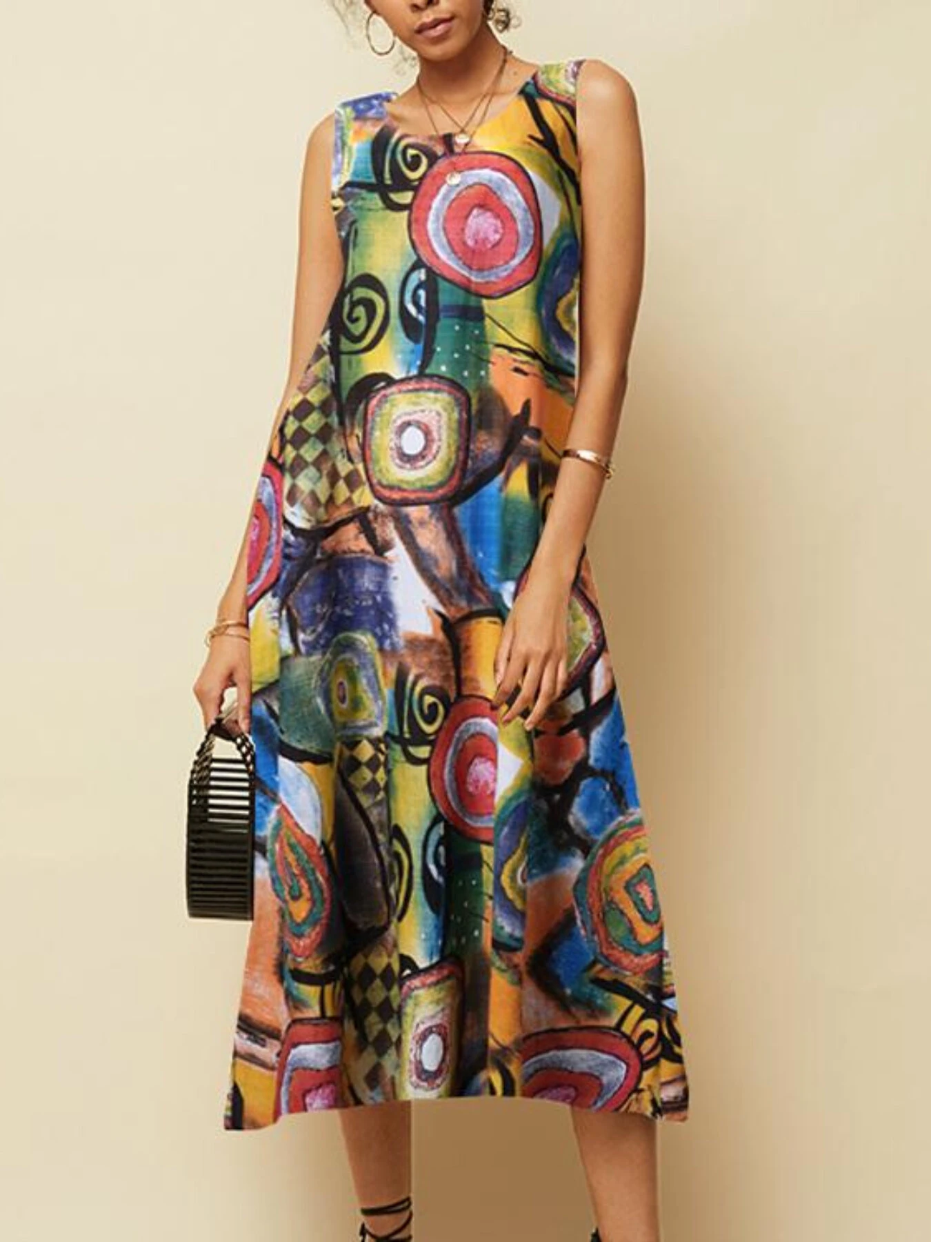(image for)  Plus Size Women Long Dress Retro O-neck Abstracted Print Sleeveless Beach Maxi Dress with Pockets
