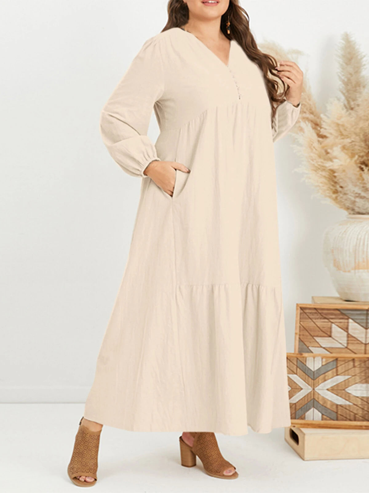 (image for)  Plus Size Women Long Dress Solid Color V-neck Long Sleeve Causal Maxi Dress