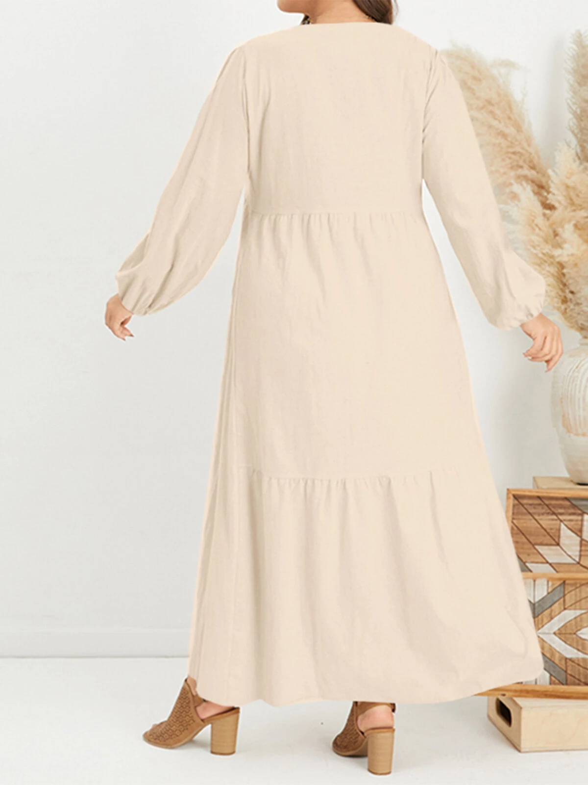 (image for)  Plus Size Women Long Dress Solid Color V-neck Long Sleeve Causal Maxi Dress