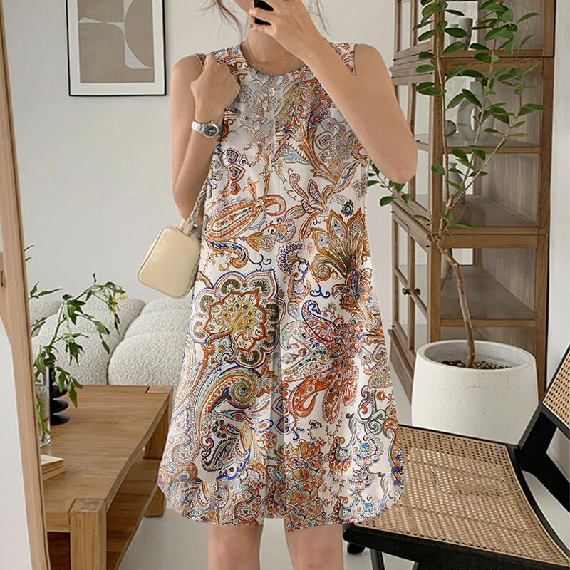(image for)  Women's Bohemian Printed Round Neck Pleated Sundress Loose Sleeveless Midi Dress